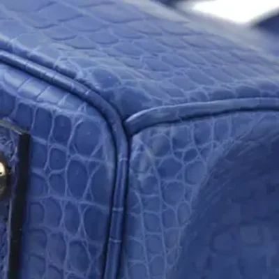 Hermès 2024 Birkin 25 Bleu Royal Matte Porosus Crocodile Gold Hardware