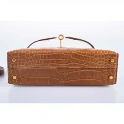 Hermès Mini Kelly 20 II Sellier Gold Matte Alligator Missipensis bottom